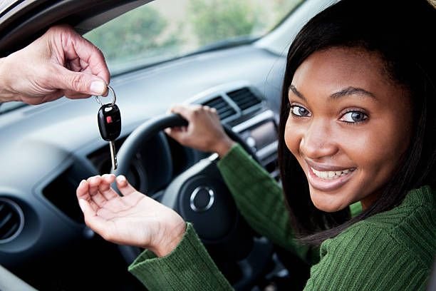 Manual Driving Lessons Saint Catherines | Confident, Safe Stick-Shift Training